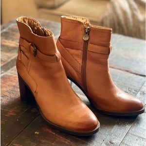 Etienne Aigner Women’s Ankle Boots, Size 6.5, Camel/Brown Leather